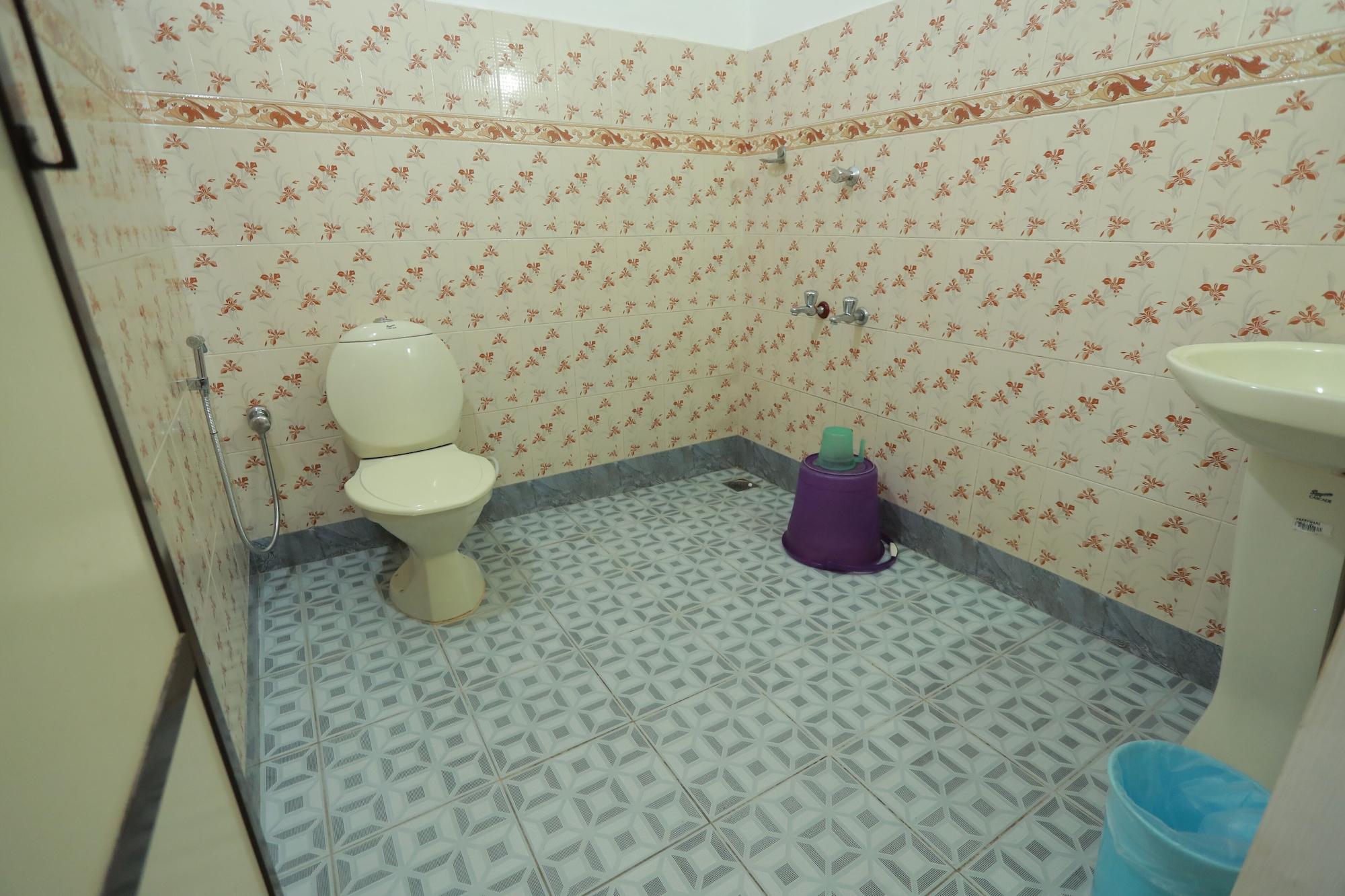 Hotel Srinivas Kochi Buitenkant foto