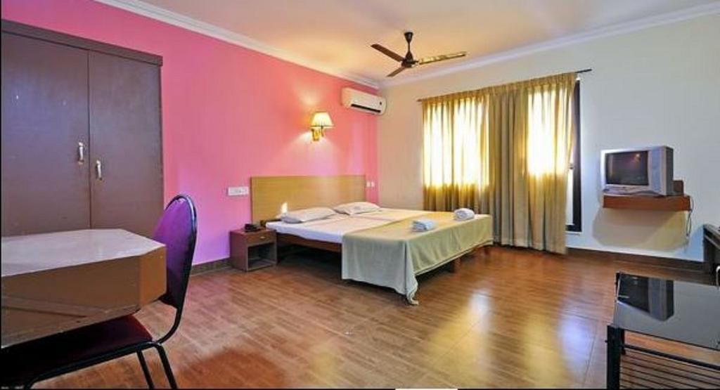 Hotel Srinivas Kochi Buitenkant foto