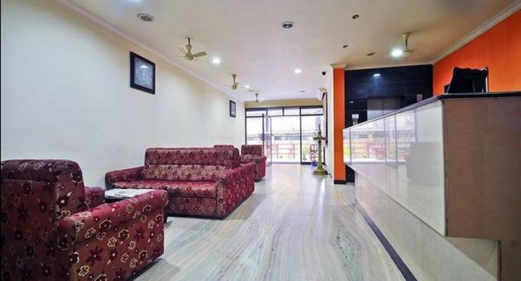 Hotel Srinivas Kochi Buitenkant foto