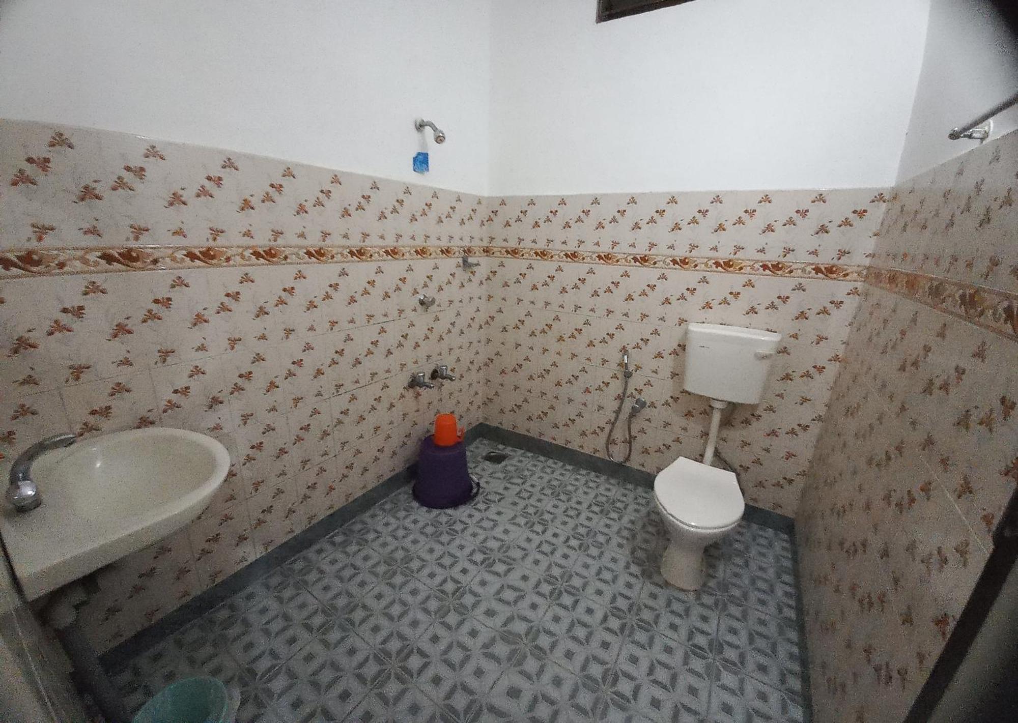 Hotel Srinivas Kochi Buitenkant foto